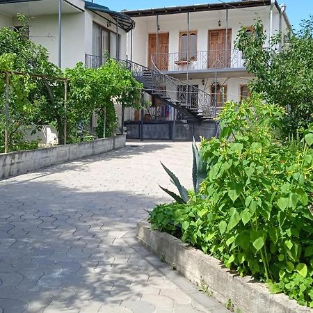Sataplia District Hotell Kutaisi Eksteriør bilde